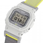 Наручные часы Casio G-SHOCK DW-5600MNC-7A8ER Casio G-SHOCK DW-5600MNC-7A8ER