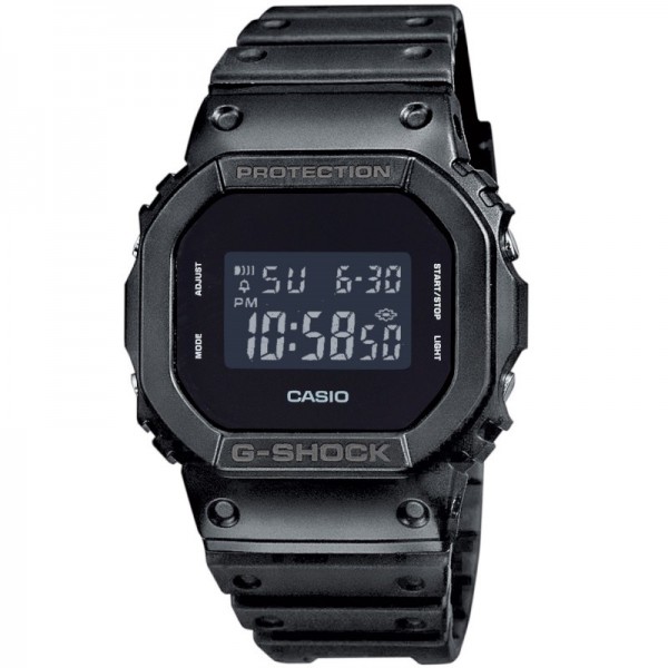 Наручные часы Casio G-SHOCK DW-5600UBB-1ER Casio G-SHOCK DW-5600UBB-1ER