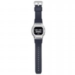 Casio GM-5600U-1ER