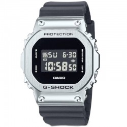 Rokas pulkstenis Casio GM-5600U-1ER